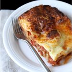 Pizza roja y blanca (Pimiento, grosella y queso de cabra)